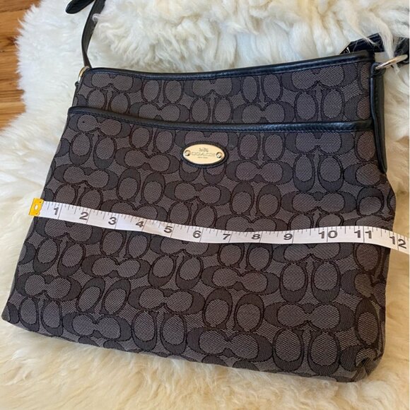 Coach Crossbody Bag - Picture 3 of 14